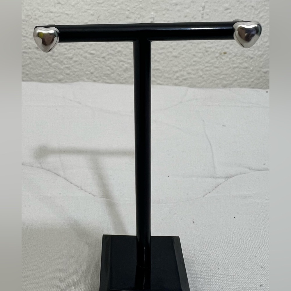 NWOT 90s Puff Heart Silver Tone Earrings